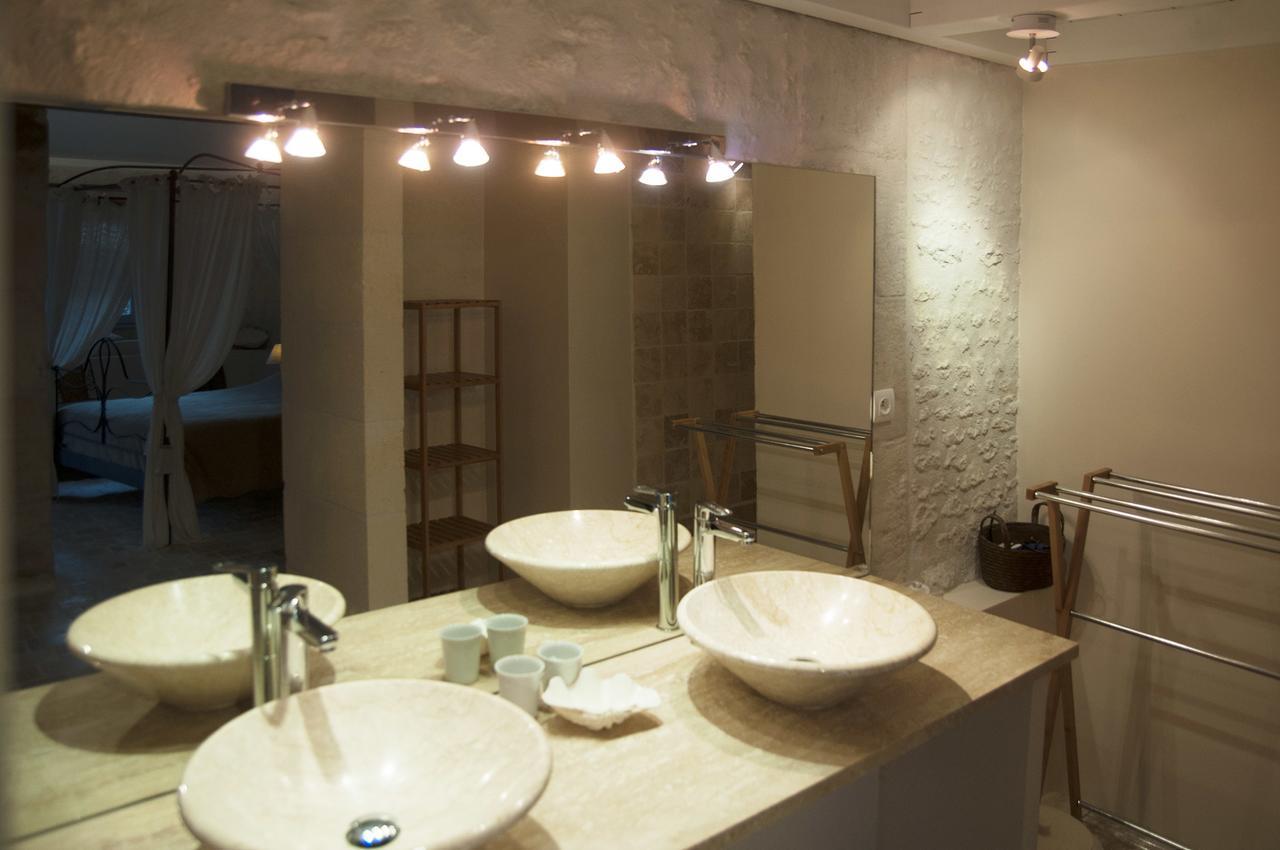 Chambre D'Hotes Clos Des Pierres Blanches Brie-sous-Archiac Dış mekan fotoğraf